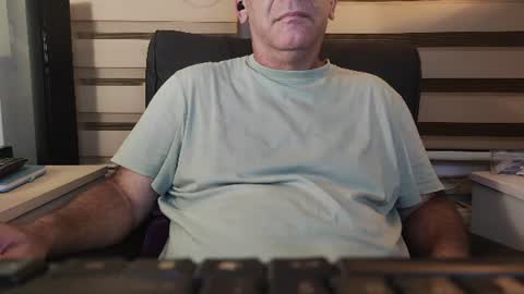 Snapshot of amorlin chatting on 08-03-26, 11:19 AmorLin online show from 08-03-26, 11:19