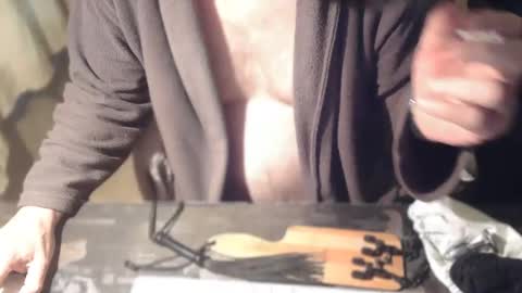 amslave4f online show from 10-22-25, 07:41