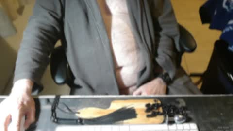 Snapshot of amslave4f chatting on 08-01-26, 10:52 amslave4f online show from 08-01-26, 10:52