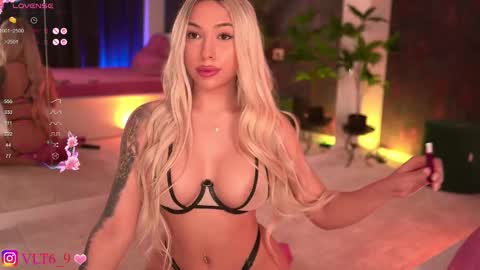    -------------   online show from 03-05-25, 03:08