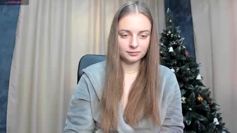 Snapshot of amy___reid chatting on 12-20-24, 10:38 Amy Reid online show from 12-20-24, 10:38