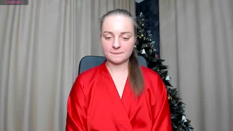 Snapshot of amy___reid chatting on 12-24-24, 02:33 Amy Reid online show from 12-24-24, 02:33
