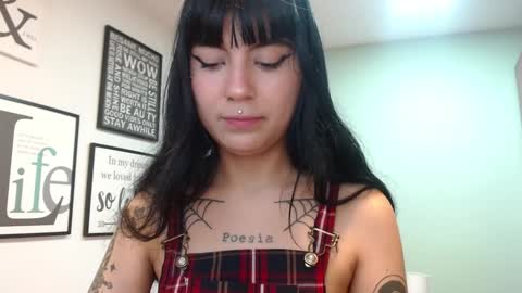 Amy 3 online show from 12-21-24, 04:52