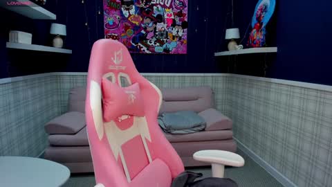 AmyGMT 2 Mon-Sun  0300am-0900am  online show from 01-18-25, 12:46