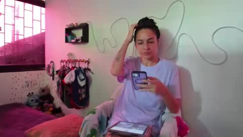 AmyEloise online show from 10-03-25, 03:09