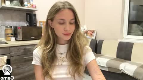 Amy Chill online show from 10-12-25, 05:34