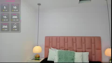 Aleja   online show from 12-17-25, 04:51