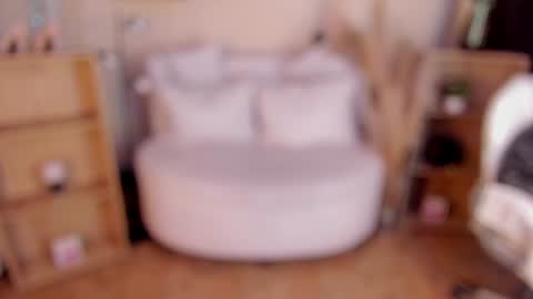     online show from 01-03-25, 11:23