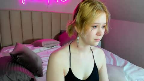 Amy online show from 01-20-25, 04:21
