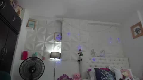 Amy Caroland online show from 12-31-24, 05:40