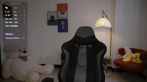 Daniela M online show from 02-11-25, 04:35