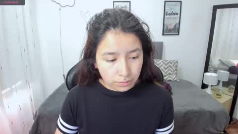 Amy sophia 3 online show from 09-17-25, 11:45