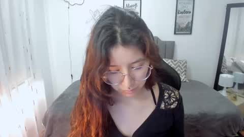 Amy sophia 3 online show from 09-29-25, 12:54