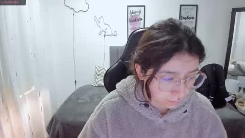 Amy sophia 3 online show from 10-08-25, 12:14