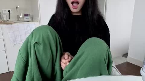 girl next door named Amy online show from 02-01-26, 02:48