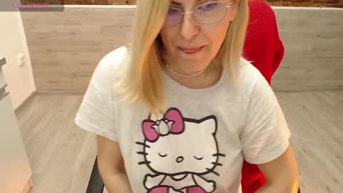 Amy online show from 04-01-26, 06:03