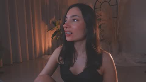 Amy Armstrong online show from 09-18-25, 12:23