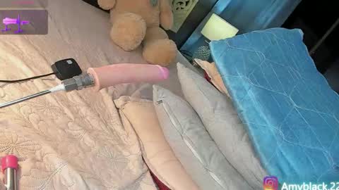 Amy online show from 10-09-25, 02:09