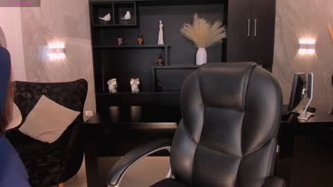 Amy  online show from 01-10-25, 08:04