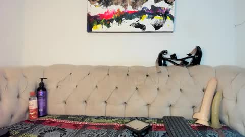 Snapshot of amydelahoz chatting on 02-01-25, 03:41 Amy Kamila online show from 02-01-25, 03:41