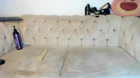 Snapshot of amydelahoz_8 chatting on 01-09-25, 07:10 Amy Kamila online show from 01-09-25, 07:10