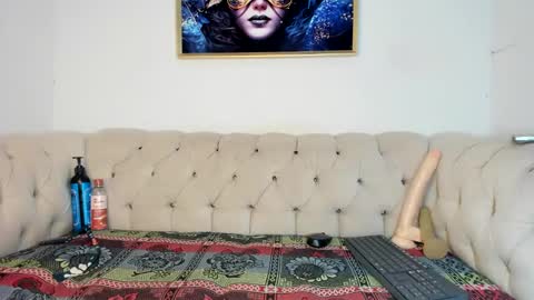 Snapshot of amydelahoz_8 chatting on 02-12-25, 04:01 Amy Kamila online show from 02-12-25, 04:01