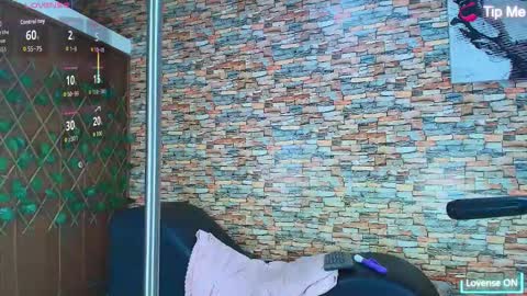 Amy online show from 11-27-25, 10:01