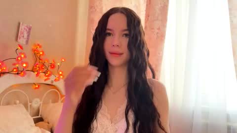 Milou online show from 11-04-25, 10:14