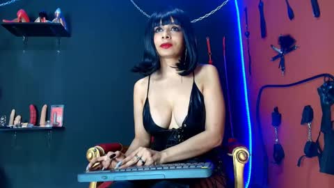 Amy Wong Grey online show from 10-01-25, 09:32