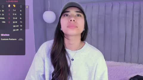 Snapshot of amyolimpo chatting on 01-23-25, 05:13 Amy ... Nice to meet u   thumb up me please its important online show from 01-23-25, 05:13