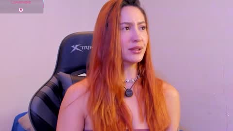 Snapshot of amypond__ chatting on 01-05-26, 05:27 Amy online show from 01-05-26, 05:27