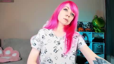 Snapshot of amyrose69 chatting on 09-27-25, 08:03 Amy Rose online show from 09-27-25, 08:03