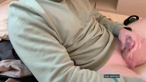 an0nym0us_usr online show from 10-21-25, 04:08