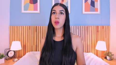 Ana Gonzalez online show from 09-27-25, 08:47