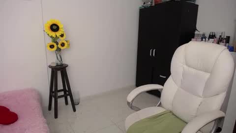  Ana  online show from 12-22-24, 07:11