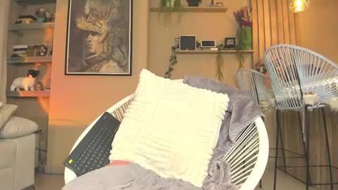 Ana Maria online show from 09-15-25, 08:09