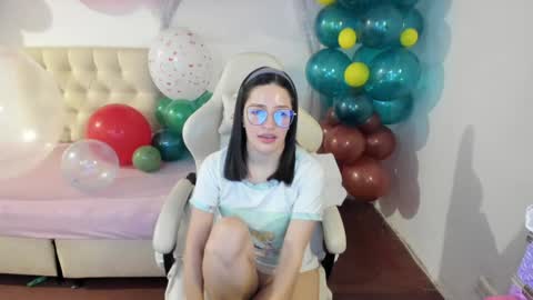 Im anna but you can call me as you want online show from 12-02-24, 08:00