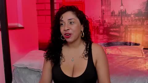 Ana My schedule 0400 - 1600 GMT -5 online show from 12-01-25, 10:31