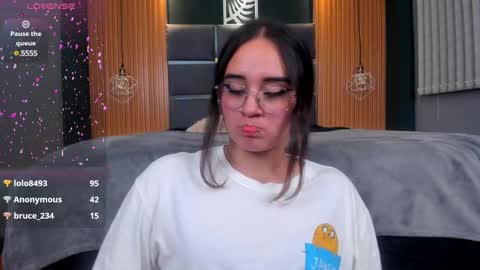 Ana online show from 01-23-25, 12:25