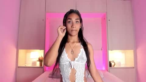Snapshot of anaacollins_ chatting on 10-15-25, 11:43 anaacollins_ online show from 10-15-25, 11:43