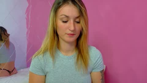 anaayss online show from 10-24-25, 04:53