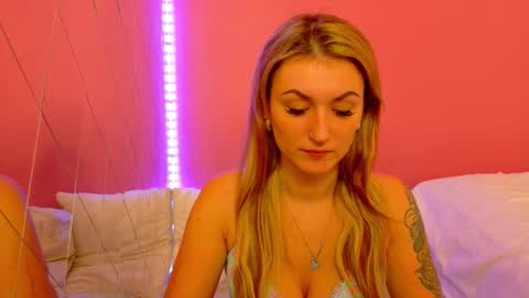 anaayss online show from 11-26-25, 05:41