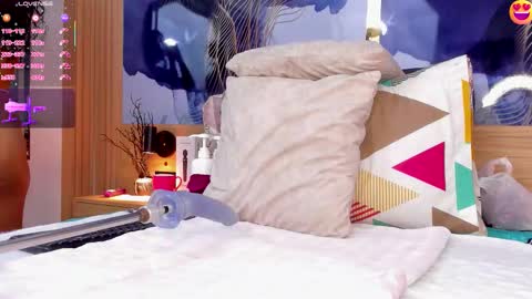 anabacker01 online show from 11-26-25, 07:59