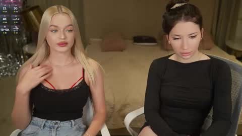 Sweet girls online show from 11-24-25, 03:01