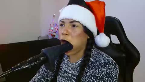 anabel alice gandara  online show from 12-12-24, 07:41