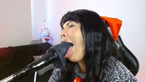 anabel alice gandara  online show from 12-22-24, 01:33