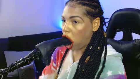 anabel alice gandara  online show from 01-12-25, 09:19