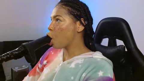 anabel alice gandara  online show from 01-18-25, 07:07