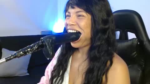 anabel alice gandara  online show from 02-04-25, 02:32