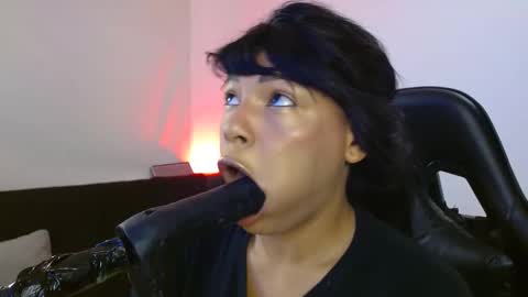 anabel alice gandara  online show from 02-25-25, 07:52